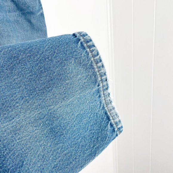 L.L. Bean Relaxed Fit Men's Jeans Size 37x32 - Picture 2 of 6